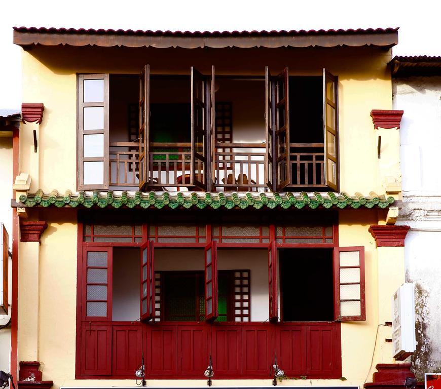 Kuching Waterfront Lodge Exterior photo